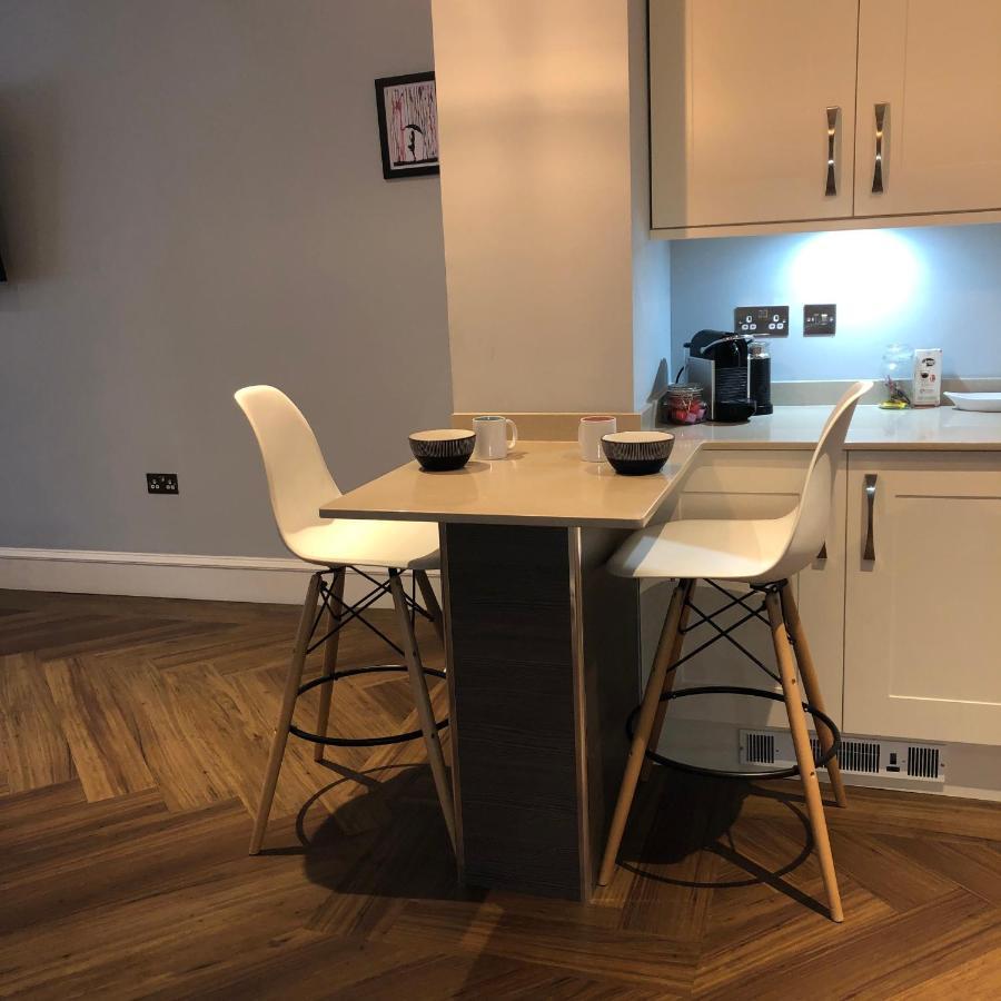 Stylish 2 Bedroom Apartment In Park Circus, West End Γλασκώβη Εξωτερικό φωτογραφία